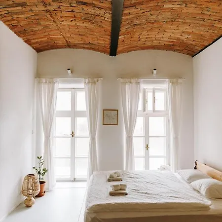 Starak V Historickem Centru Znojma Lägenhet Znojmo