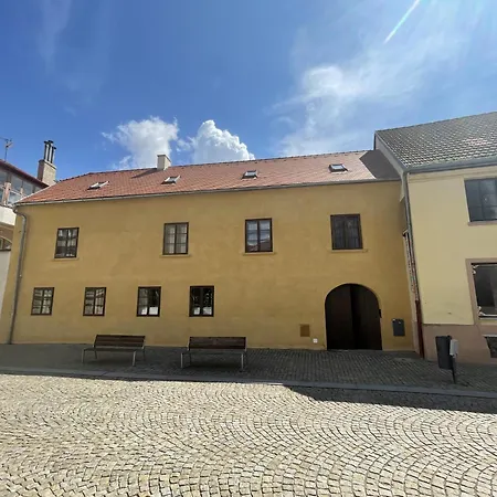 Starak V Historickem Centru Znojma *